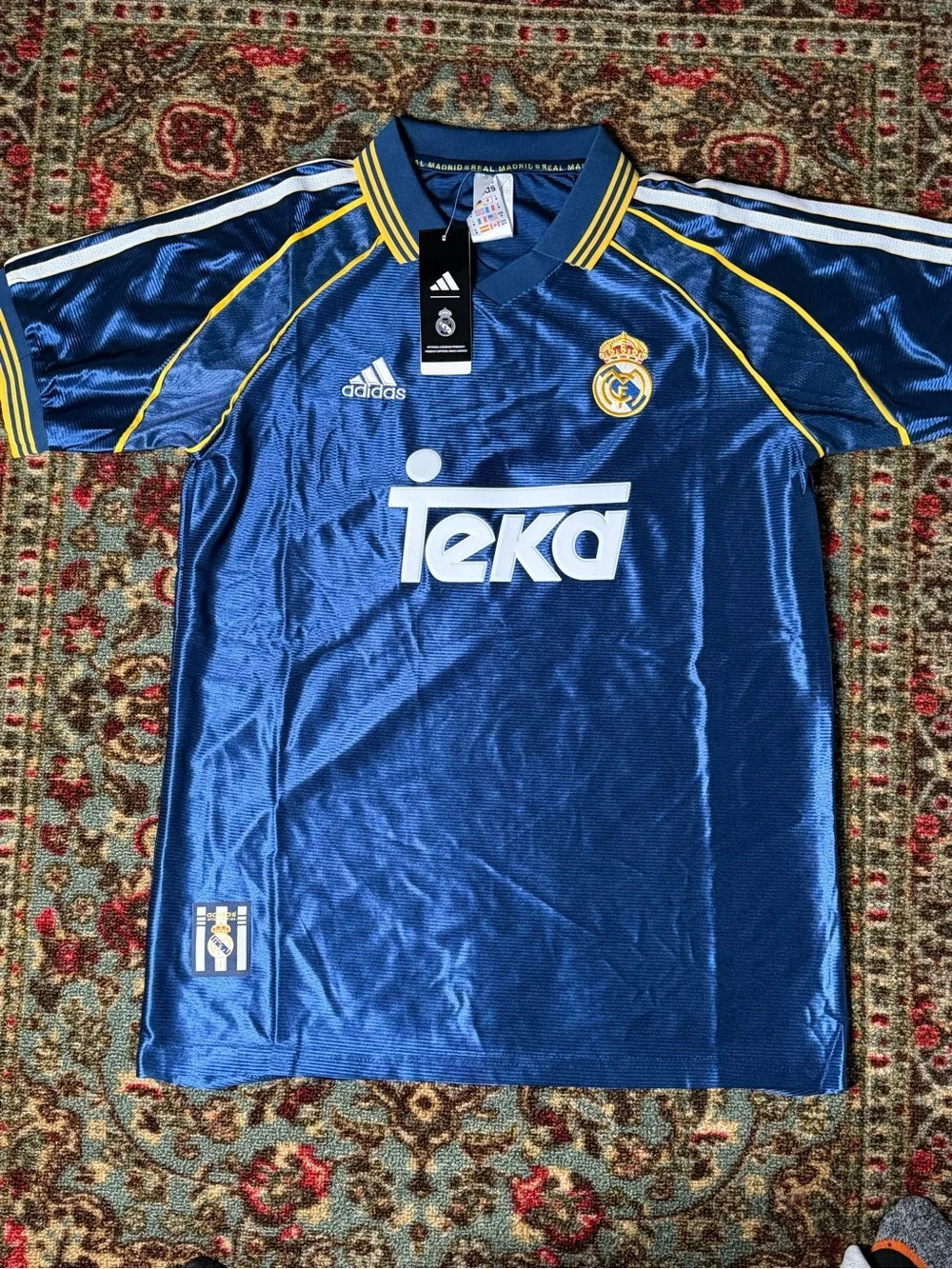 Real Madrid 1998/99 Retro Away Jersey Blue